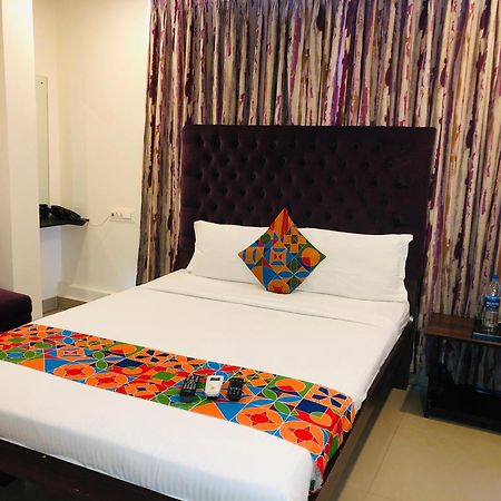 Astra Hotels & Suites - Hsr Layout Sector 1, Near Ecospace Bellandur Бенґалуру Екстер'єр фото